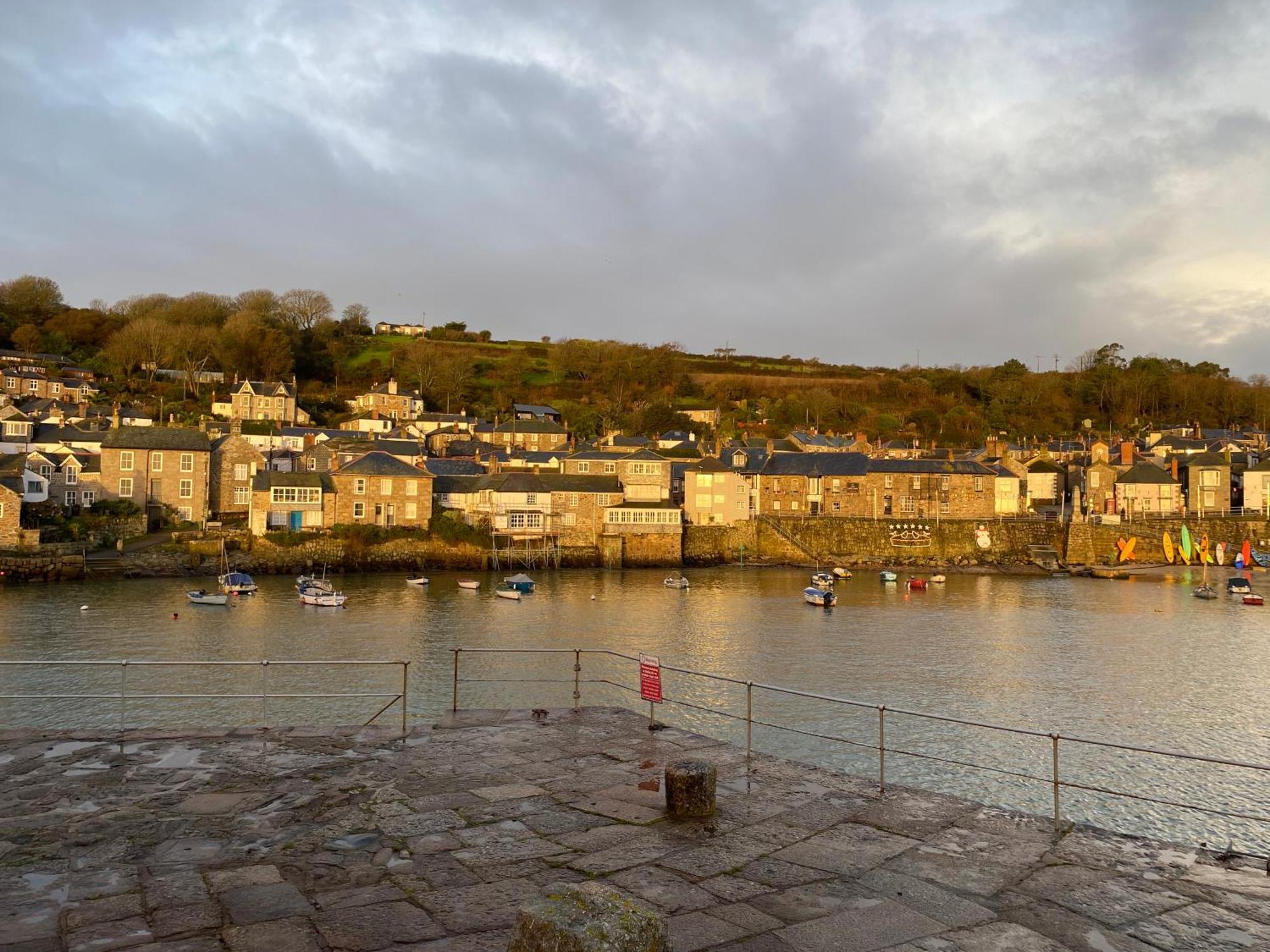 The Old Gallery - Charming Coastal Escape For Two Mousehole Exteriör bild